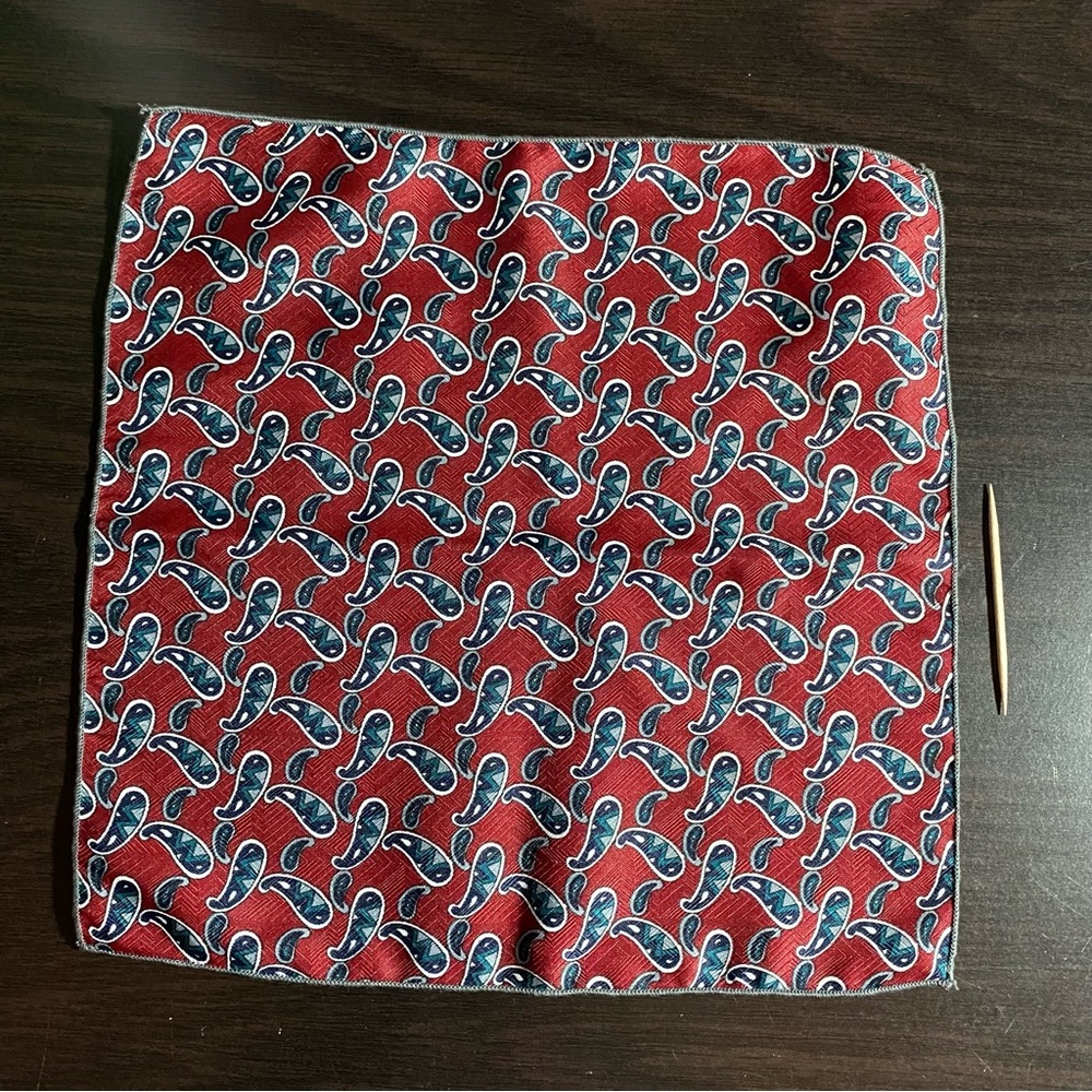 Red Pocket Square (free with qualifying bundles)